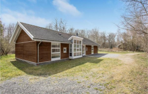 Beautiful Home In Hasle With Sauna, Bogense